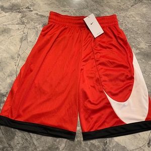 Nike Men’s NWT shorts